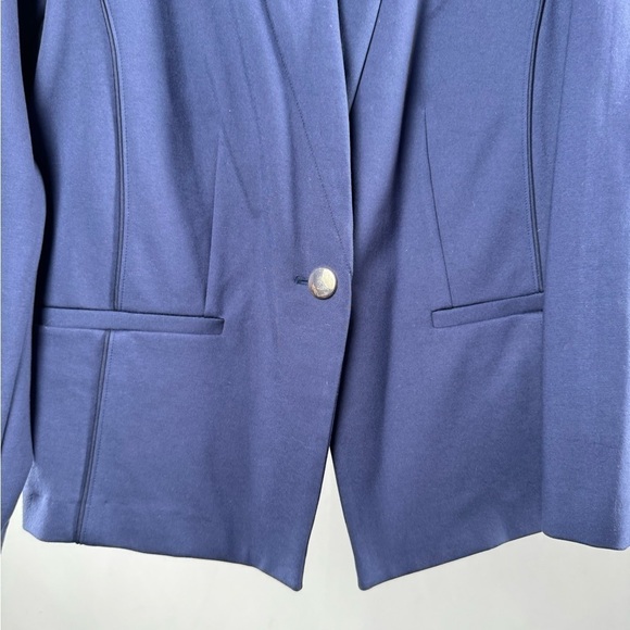 NWT Eloquii The Ultimate Stretch Suit Blazer in Navy Size 14 - Picture 4 of 9